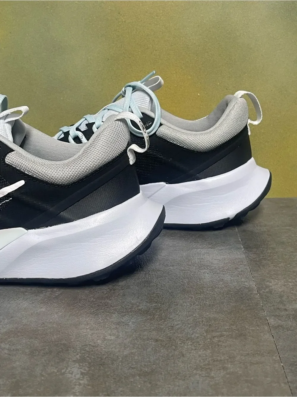 Nike buy confidence